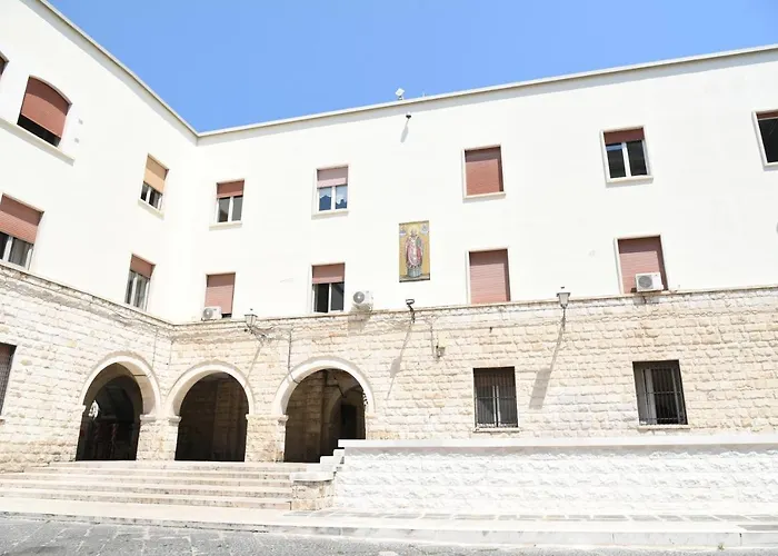 Palazzo Del Carmine